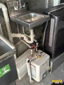 1986 P30 All-purpose Food Truck Ice Bin Kentucky for Sale