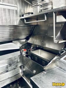 1986 P30 All-purpose Food Truck Microwave Connecticut Gas Engine for Sale