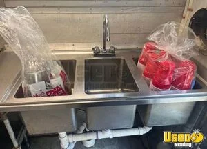 1986 P30 All-purpose Food Truck Prep Station Cooler New York Gas Engine for Sale