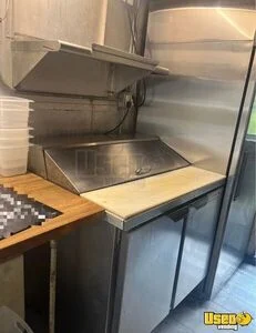 1986 P30 All-purpose Food Truck Reach-in Upright Cooler New York Gas Engine for Sale