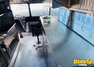 1986 P30 All-purpose Food Truck Shore Power Cord Connecticut Gas Engine for Sale