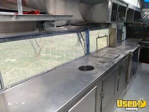1986 P30 All-purpose Food Truck Slide-top Cooler Minnesota Gas Engine for Sale