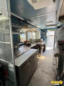 1986 P30 All-purpose Food Truck Stainless Steel Wall Covers Ohio Gas Engine for Sale