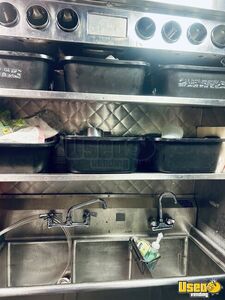 1986 P30 All-purpose Food Truck Upright Freezer Connecticut Gas Engine for Sale