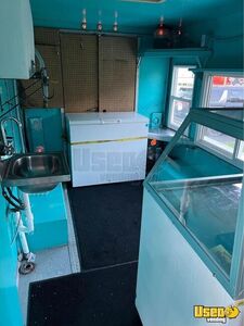 1986 P30 Ice Cream Truck Deep Freezer New York for Sale