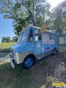 1986 P30 Ice Cream Truck Ice Cream Truck Concession Window North Carolina Gas Engine for Sale