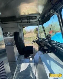 1986 P30 Ice Cream Truck Ice Cream Truck Exterior Lighting North Carolina Gas Engine for Sale
