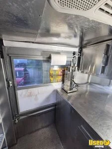 1986 P30 Ice Cream Truck Ice Cream Truck Fresh Water Tank North Carolina Gas Engine for Sale