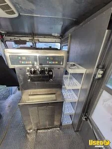 1986 P30 Ice Cream Truck Ice Cream Truck Hot Water Heater North Carolina Gas Engine for Sale