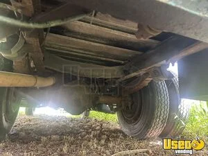 1986 P30 Ice Cream Truck Ice Cream Truck Transmission - Automatic North Carolina Gas Engine for Sale