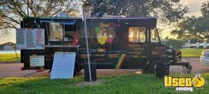 1986 P30 Kitchen Food Truck All-purpose Food Truck Concession Window Florida Diesel Engine for Sale