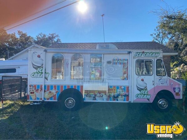 1986 P30 Soft Serve And Snowball Truck Ice Cream Truck Mississippi Gas Engine for Sale