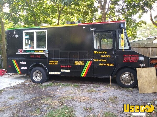 1986 P30 Step Van Kitchen Food Truck All-purpose Food Truck Florida Diesel Engine for Sale