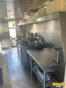 1986 P30 Step Van Kitchen Food Truck All-purpose Food Truck Stovetop Oregon for Sale