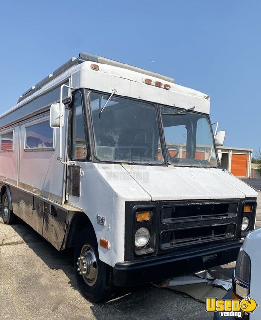 1986 P30 Step Van Kitchen Food Truck All-purpose Food Truck Wisconsin Gas Engine for Sale