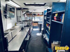 1986 P60 Food Truck All-purpose Food Truck Shore Power Cord Michigan Gas Engine for Sale