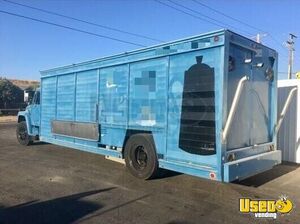 1986 S1700 Mobile Business Unit Stepvan Propane Tank California Diesel Engine for Sale