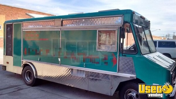 1986 Step Van Kitchen Food Truck All-purpose Food Truck Illinois Gas Engine for Sale