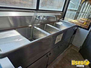 1986 Trolley Food Truck All-purpose Food Truck Hand-washing Sink California Gas Engine for Sale