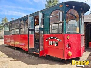 1986 Trolley Food Truck All-purpose Food Truck Prep Station Cooler California Gas Engine for Sale