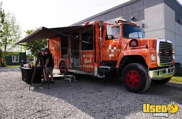 1986 Wood-fired Pizza Truck Pizza Food Truck New York for Sale
