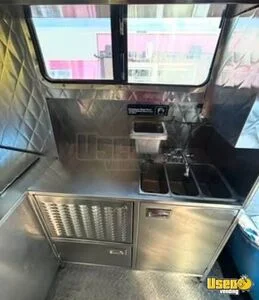 1987 Astro Van Ice Cream Truck Food Warmer Connecticut for Sale
