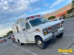 1987 E350 Pet Care / Veterinary Truck Nebraska Gas Engine for Sale