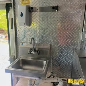 1987 Food Truck All-purpose Food Truck Diamond Plated Aluminum Flooring New York Gas Engine for Sale