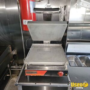 1987 Gruman All-purpose Food Truck Reach-in Upright Cooler Florida Gas Engine for Sale