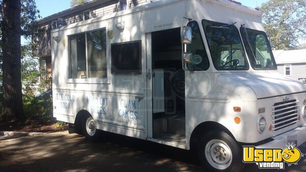 1987 Grumman Kurb Master On Ford E 350 Chassie All-purpose Food Truck Massachusetts Gas Engine for Sale
