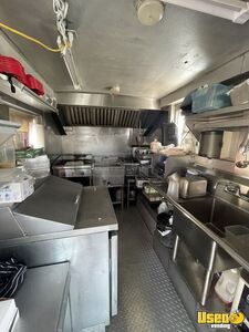 1987 Kitchen Food Truck All-purpose Food Truck Concession Window North Carolina Diesel Engine for Sale