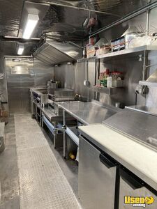 1987 Kitchen Food Truck Catering Food Truck Diamond Plated Aluminum Flooring New Jersey Gas Engine for Sale