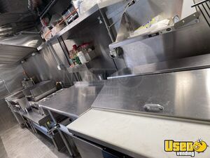 1987 Kitchen Food Truck Catering Food Truck Stainless Steel Wall Covers New Jersey Gas Engine for Sale
