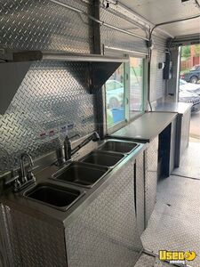 1987 Mobile Kitchen Food Truck All-purpose Food Truck Gas Engine Texas Gas Engine for Sale