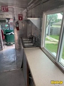 1987 Mobile Kitchen Food Truck All-purpose Food Truck Transmission - Automatic Texas Gas Engine for Sale