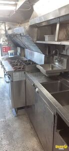 1987 P Series Kitchen Food Truck All-purpose Food Truck Stovetop British Columbia Gas Engine for Sale
