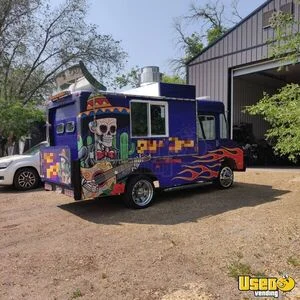 1987 P30 All-purpose Food Truck Concession Window Alberta Gas Engine for Sale