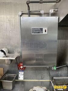 1987 P30 All-purpose Food Truck Diamond Plated Aluminum Flooring Arkansas Diesel Engine for Sale