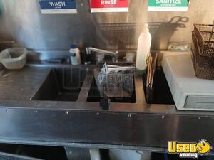 1987 P30 All-purpose Food Truck Diamond Plated Aluminum Flooring Ohio Gas Engine for Sale