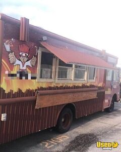 1987 P30 All-purpose Food Truck Florida Gas Engine for Sale