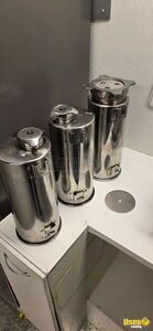 1987 P30 All-purpose Food Truck Hand-washing Sink Alberta Gas Engine for Sale