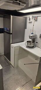 1987 P30 All-purpose Food Truck Interior Lighting Alberta Gas Engine for Sale