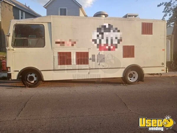 1987 P30 All-purpose Food Truck Ohio Gas Engine for Sale