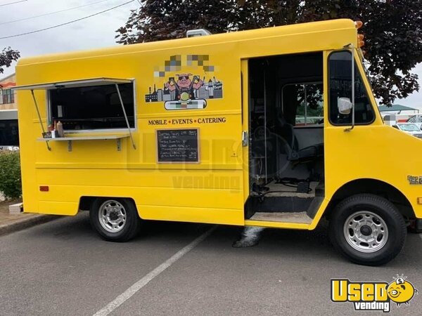 1987 P30 All-purpose Food Truck Propane Tank Oregon Gas Engine for Sale