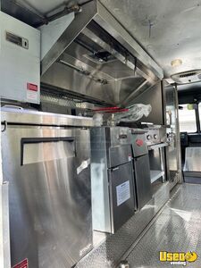 1987 P30 All-purpose Food Truck Upright Freezer New York Gas Engine for Sale