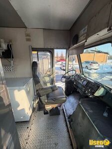 1987 P30 Ice Cream Truck Deep Freezer Ohio Diesel Engine for Sale