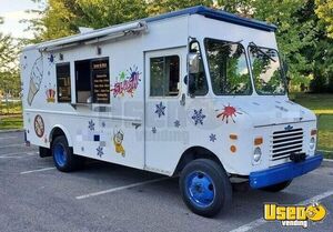 1987 P30 Ice Cream Truck Ice Cream Truck Air Conditioning Quebec Diesel Engine for Sale