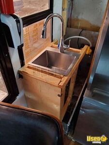 1987 P30 Ice Cream Truck Ice Cream Truck Interior Lighting Quebec Diesel Engine for Sale