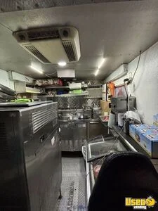 1987 P30 Ice Cream Truck Refrigerator Illinois Diesel Engine for Sale