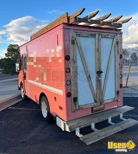 1987 P30 Mobile Boutique Truck Mobile Boutique 5 Arizona Diesel Engine for Sale